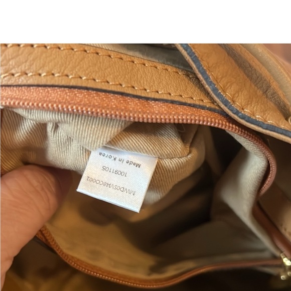 MCM: Bucket Bag Crossbody. - Picture 7 of 7